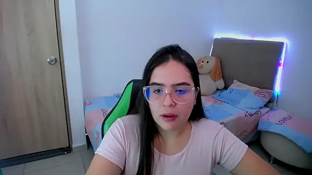  alicia z online show from 02-25-25, 05:30