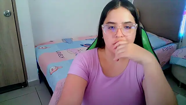  alicia z online show from 02-22-25, 12:16