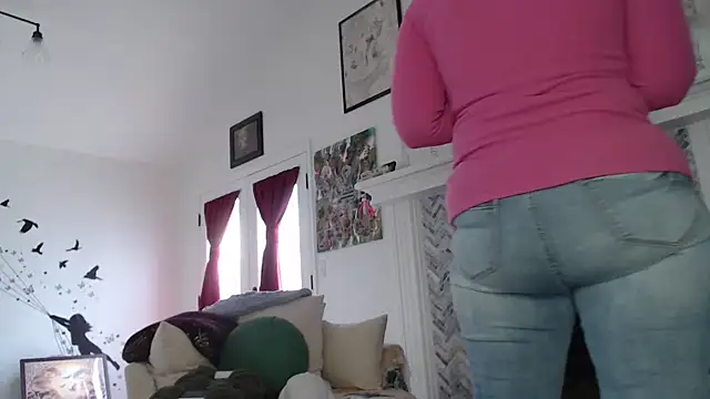 AuroraWillows online show from 03-15-25, 04:32