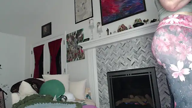 AuroraWillows online show from 03-17-25, 11:53