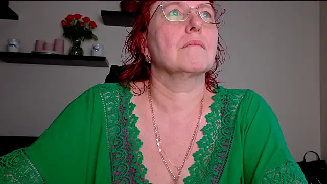 JoannaAndNeighbour online show from 06-21-26, 09:04