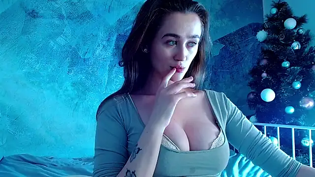 millllina online show from 12-21-25, 11:23