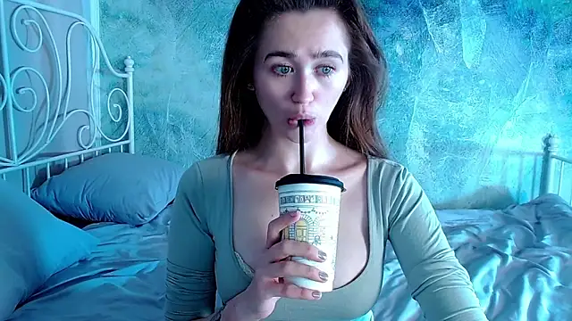 millllina online show from 11-23-25, 02:16