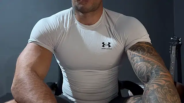 Snapshot of Mr_YourGod chatting on 10-02-25, 05:44 Mr YourGod online show from 10-02-25, 05:44