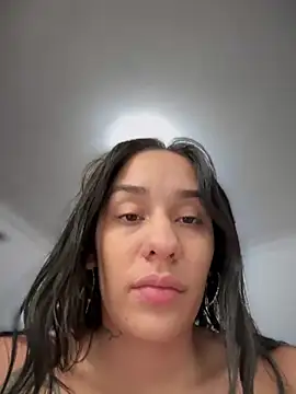Snapshot of __IRIS__ chatting on 10-01-25, 12:42 IRIS online show from 10-01-25, 12:42