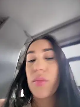   IRIS   online show from 04-07-26, 04:42