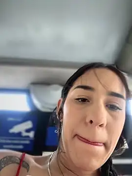 Snapshot of __IRIS__ chatting on 02-18-25, 04:47 IRIS online show from 02-18-25, 04:47