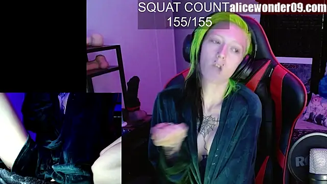 alicewonder09 online show from 10-20-25, 12:27