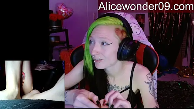 alicewonder09 online show from 02-20-26, 06:19
