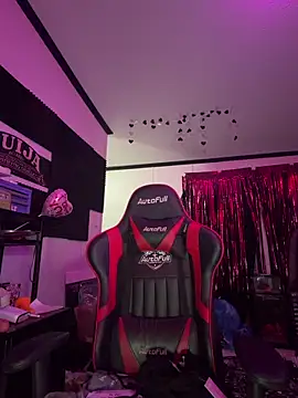 alicewonder09 online show from 03-26-26, 04:44