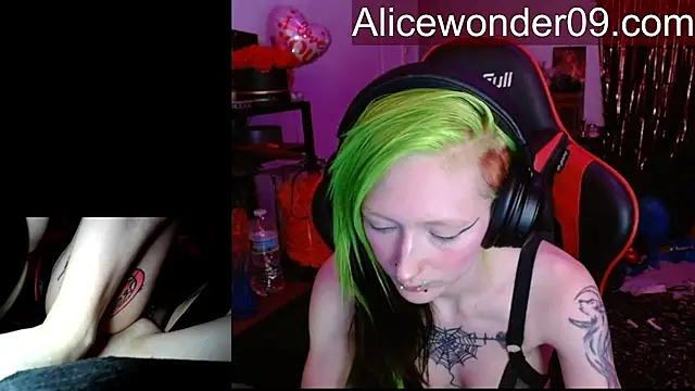 alicewonder09 online show from 02-23-26, 04:03