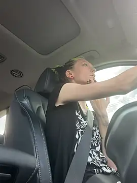 alicewonder09 online show from 03-31-26, 09:17