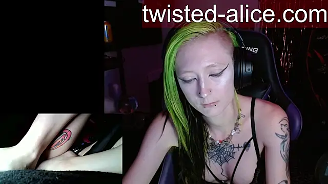 alicewonder09 online show from 07-24-26, 03:13