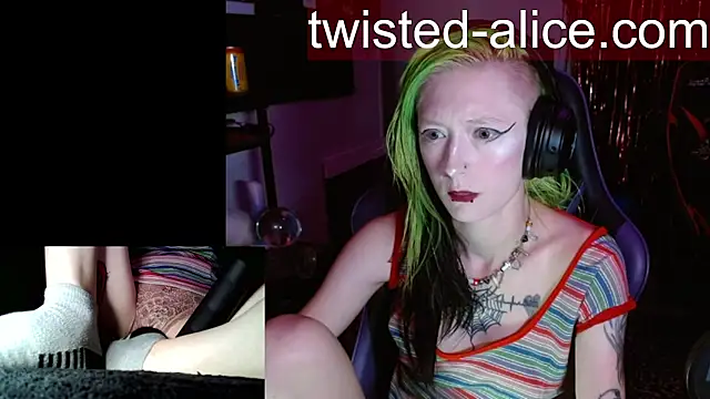 alicewonder09 online show from 07-22-26, 03:08