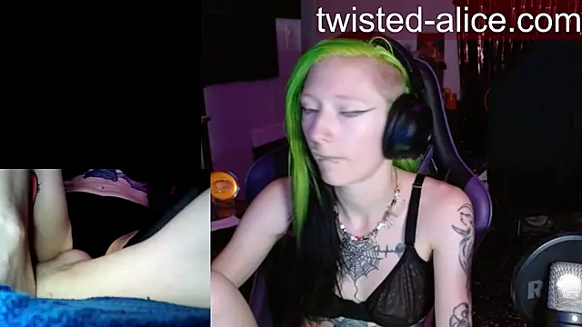 alicewonder09 online show from 06-24-26, 03:38