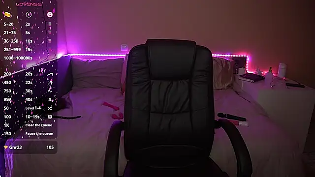 Snapshot of AmandaFiree chatting on 03-19-25, 10:33 AmandaFiree online show from 03-19-25, 10:33