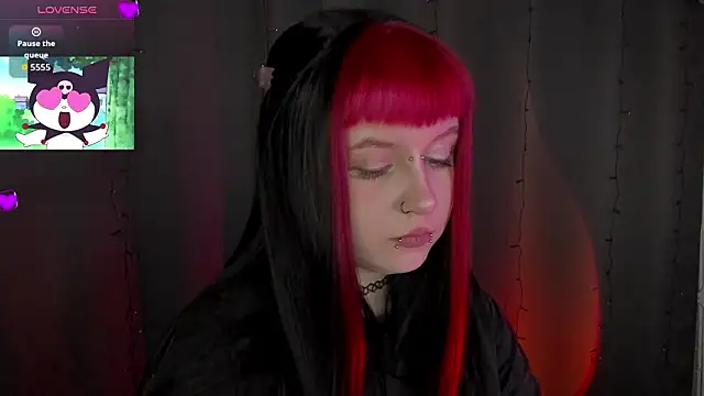 t0riayun0 online show from 02-25-26, 07:03