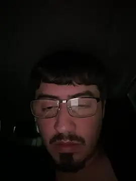 Snapshot of Bbyboyivan chatting on 05-24-26, 06:13 Bbyboyivan online show from 05-24-26, 06:13