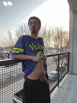 Snapshot of Bbyboyivan chatting on 03-08-25, 05:49 Bbyboyivan online show from 03-08-25, 05:49