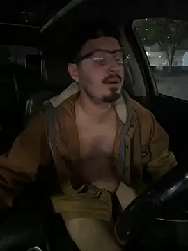 Snapshot of Bbyboyivan chatting on 11-30-25, 04:24 Bbyboyivan online show from 11-30-25, 04:24