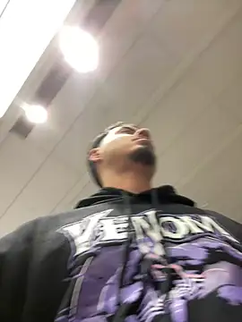 Snapshot of Bbyboyivan chatting on 12-22-24, 08:03 Bbyboyivan online show from 12-22-24, 08:03