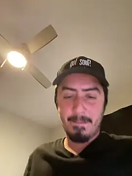 Snapshot of Bbyboyivan chatting on 12-15-24, 11:20 Bbyboyivan online show from 12-15-24, 11:20