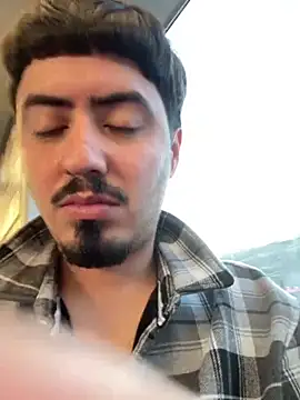 Snapshot of Bbyboyivan chatting on 01-05-25, 10:50 Bbyboyivan online show from 01-05-25, 10:50