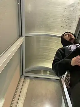 Snapshot of Bbyboyivan chatting on 12-15-24, 05:45 Bbyboyivan online show from 12-15-24, 05:45