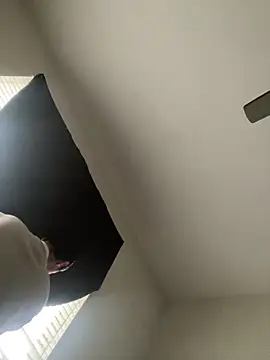 Snapshot of Bbyboyivan chatting on 02-14-25, 08:59 Bbyboyivan online show from 02-14-25, 08:59