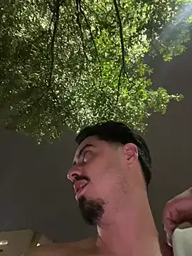 Snapshot of Bbyboyivan chatting on 12-28-24, 08:26 Bbyboyivan online show from 12-28-24, 08:26