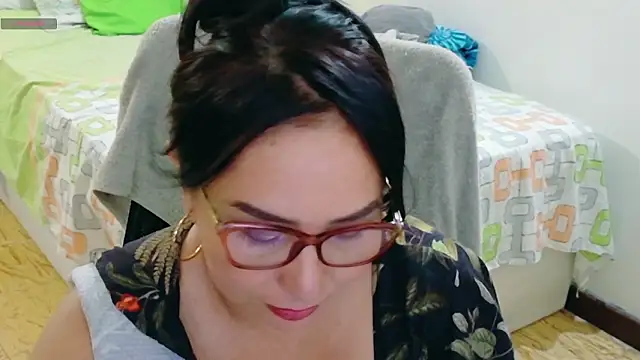 hottplay online show from 03-15-26, 06:26