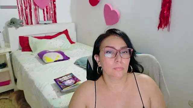 hottplay online show from 02-23-26, 05:24