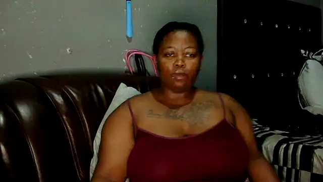 Snapshot of caramelbooty69 chatting on 02-19-26, 07:33 caramelbooty69 online show from 02-19-26, 07:33