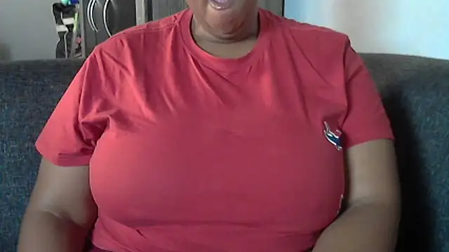 Snapshot of Sexy-queen99xx chatting on 05-09-26, 01:03 Sexy-queen99xx online show from 05-09-26, 01:03