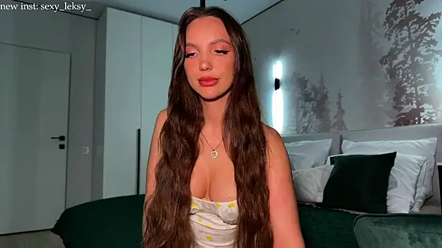 Lex Love online show from 04-17-26, 08:00