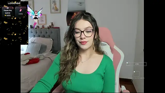Snapshot of samysweet_8 chatting on 09-11-25, 06:08 samysweet 8 online show from 09-11-25, 06:08