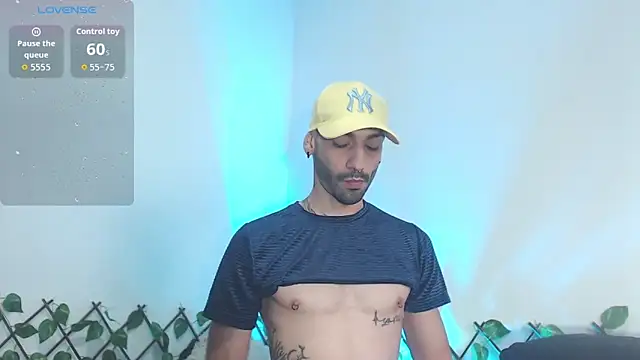 Snapshot of JACKMARCKOS chatting on 02-15-26, 07:57 JACKMARCKOS online show from 02-15-26, 07:57