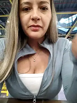 alana 69 online show from 06-25-26, 10:59
