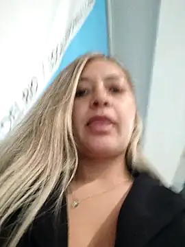 alana 69 online show from 12-22-25, 10:43