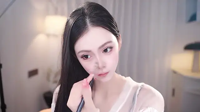 Ocean--Lili online show from 11-11-25, 02:12