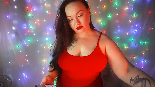Snapshot of Victoria_Marks chatting on 06-24-26, 04:38 Victoria Marks online show from 06-24-26, 04:38