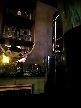 Snapshot of Pziko chatting on 11-16-25, 06:18 Pziko online show from 11-16-25, 06:18