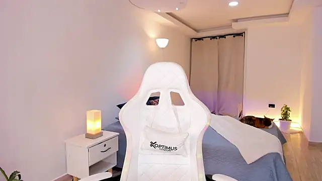 carleee winter online show from 12-20-25, 02:03