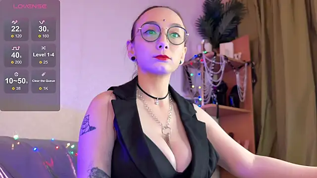 Jinhee Noir online show from 12-14-25, 08:58