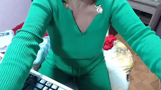 Snapshot of marinadenoche chatting on 06-04-26, 07:13 marinadenoche online show from 06-04-26, 07:13