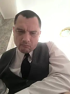 Snapshot of ExclusivePrivate chatting on 06-12-26, 10:35 ExclusivePrivate online show from 06-12-26, 10:35