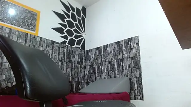 stripnolimits online show from 03-18-26, 09:15