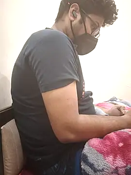 thebrownboi01 online show from 11-30-25, 03:13