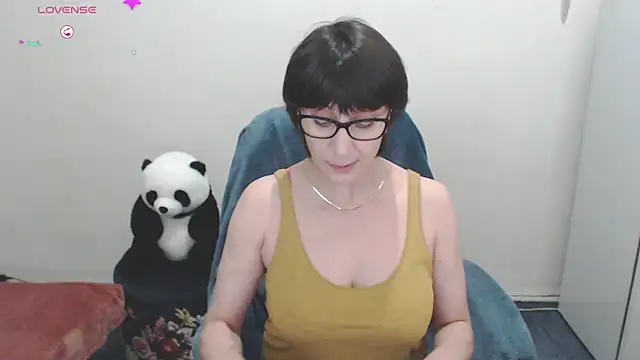 Snapshot of Ammillia chatting on 12-05-24, 07:54 Ammillia online show from 12-05-24, 07:54