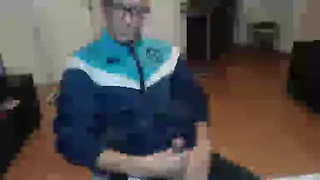 Snapshot of guachin_hunk chatting on 05-30-26, 04:19 guachin hunk online show from 05-30-26, 04:19